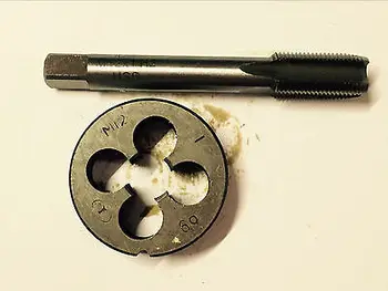 1pc HSS Stroj M12 X 1mm Plug Ťuknite na položku a 1pc M12 X 1mm Die Threading Nástroj