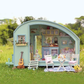 DIY Doll House Drevená Bábika Domy Miniatúrny domček pre bábiky s Nábytkom Súpravy, Hračky pre deti Darček cestovanie v Čase A-016