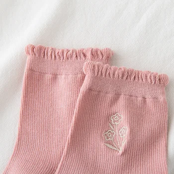 Harajuku Ženy Ponožky Roztomilej Príležitostné Streetwear Kvetinové Výšivky Farbou Módne Bežné Harajuku Pohodlné Ponožky Nové 2022