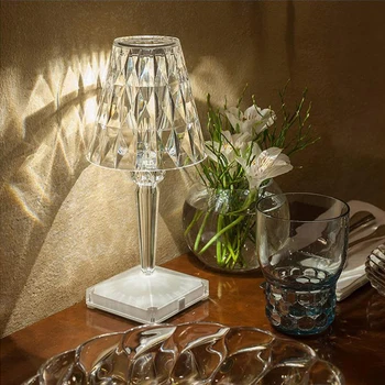NOVÝ Crystal Diamond stolná Lampa USB Akryl Dekoratívne Lampy na písací Stôl, Spálne, Nočný Bar Krištáľové Svietidlá Darček Nočné Svetlo
